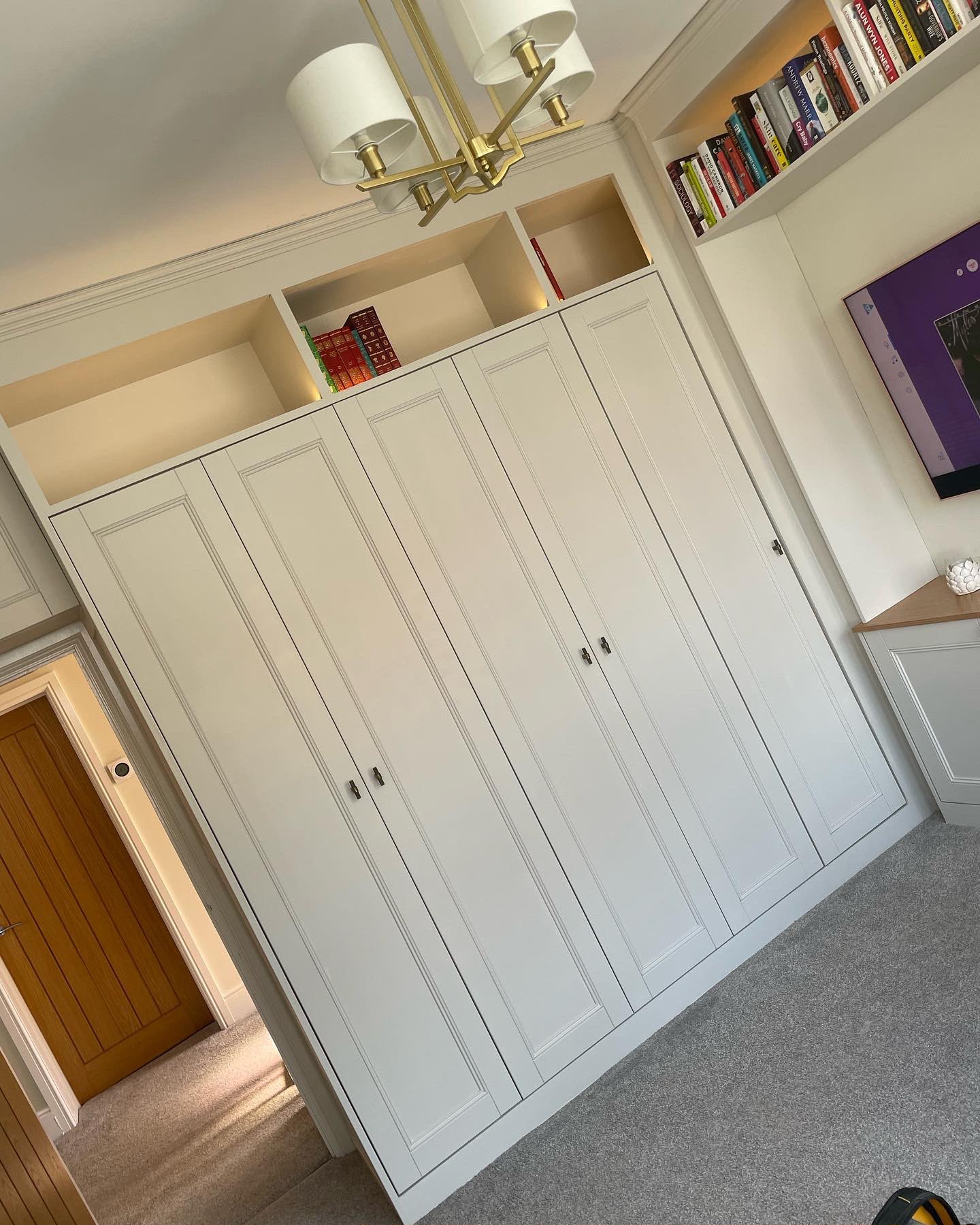Full-height bespoke fitted wardrobes made to measure